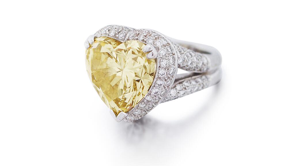 Bassey’s yellow diamond ring yellow diamond ring